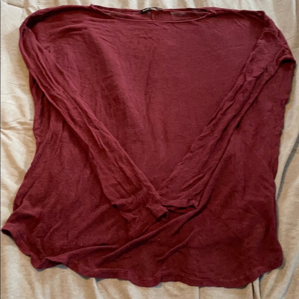 Maroon sweater ( one size fits all )